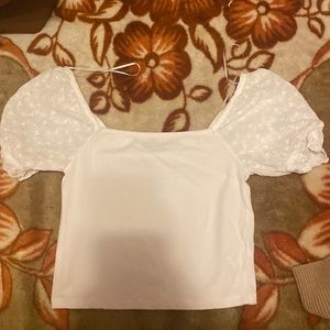 White Cropped shirt w/ poofy sleeves from Urban Planet